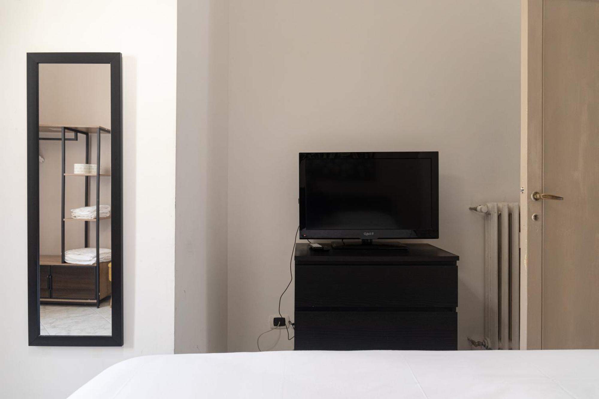 Vatican Walls Apartment — Photos 2